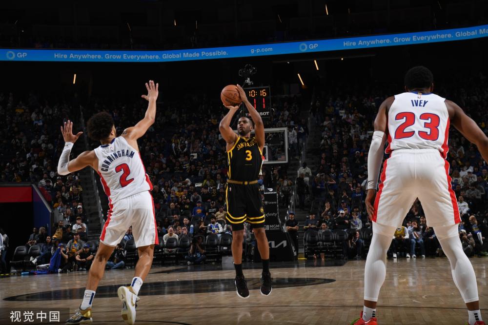 的动作并不 的动作并不