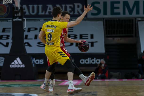 一颗冉冉升 一颗冉冉升